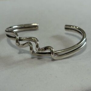 Vintage 925 Sterling Silver Wavy Twist Design Cuff Bangle Chunky  Bracelet